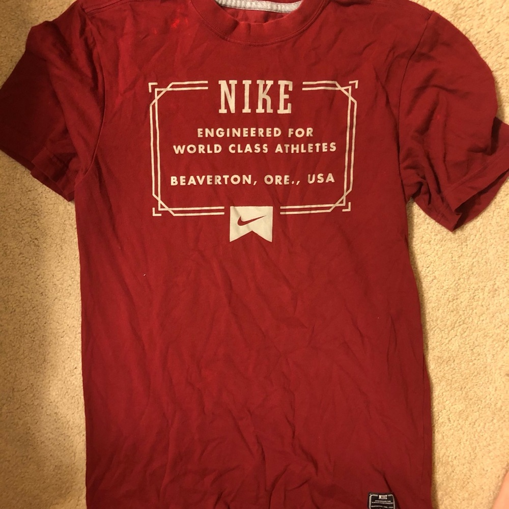 Nike T-shirt
